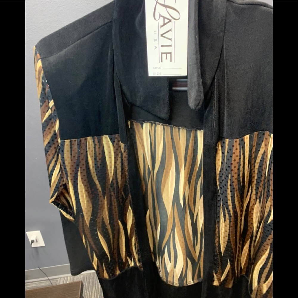 Light women’s fashion jacket